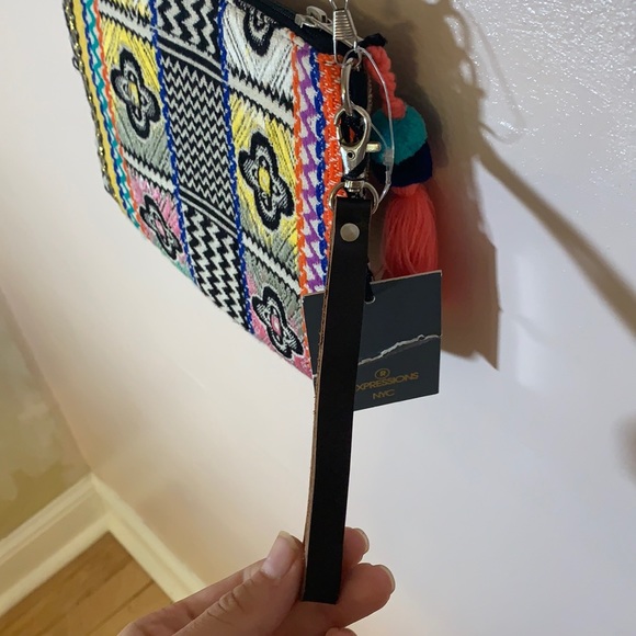 🎀 ExpressionsNYC beautiful beaded embellished bag - Picture 5 of 10